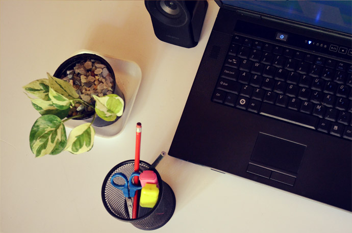 青島網(wǎng)站設(shè)計哪家好？ workspace5_free_photo